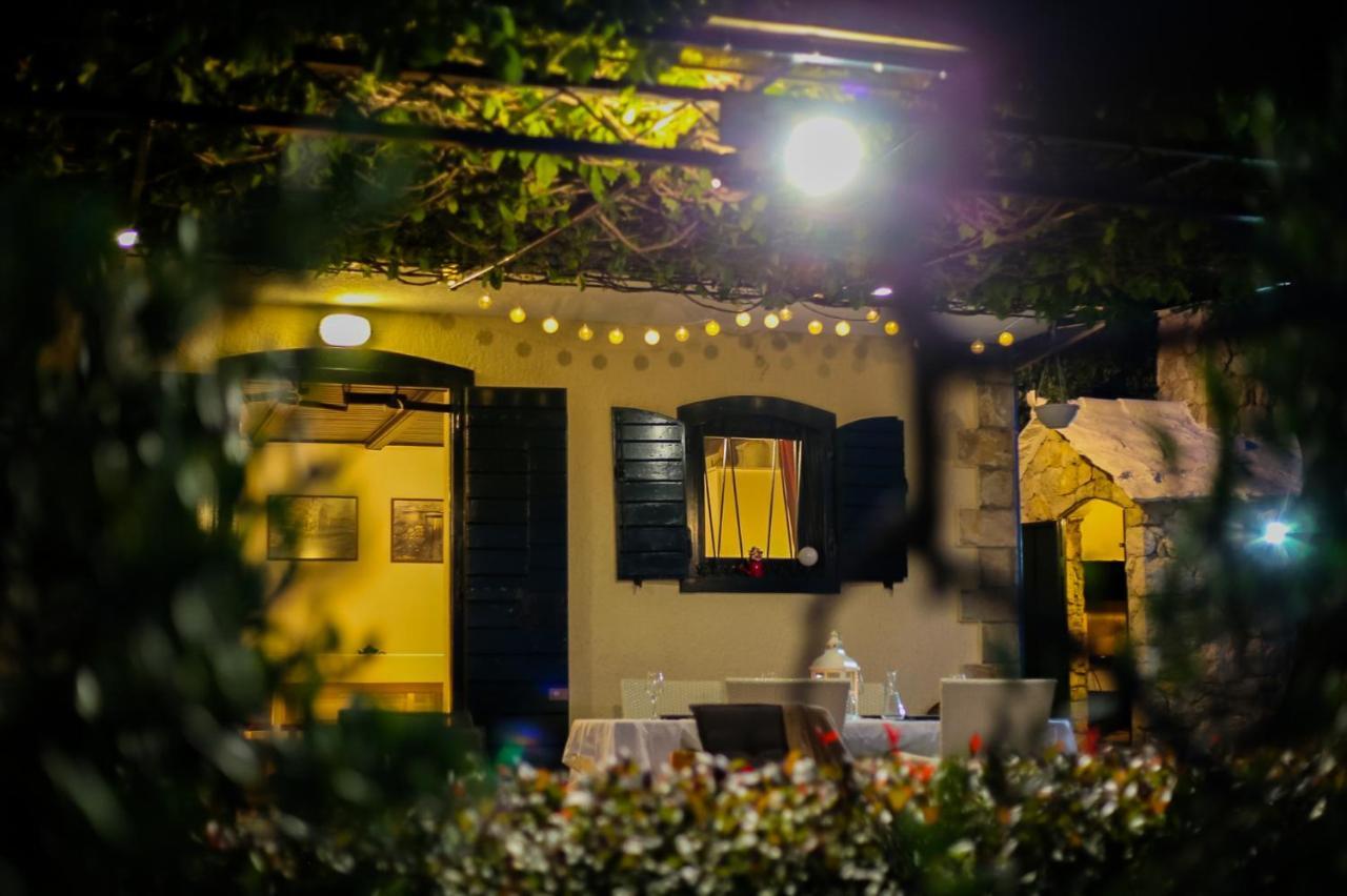 Holiday Home Oaza 巴什卡沃达 外观 照片